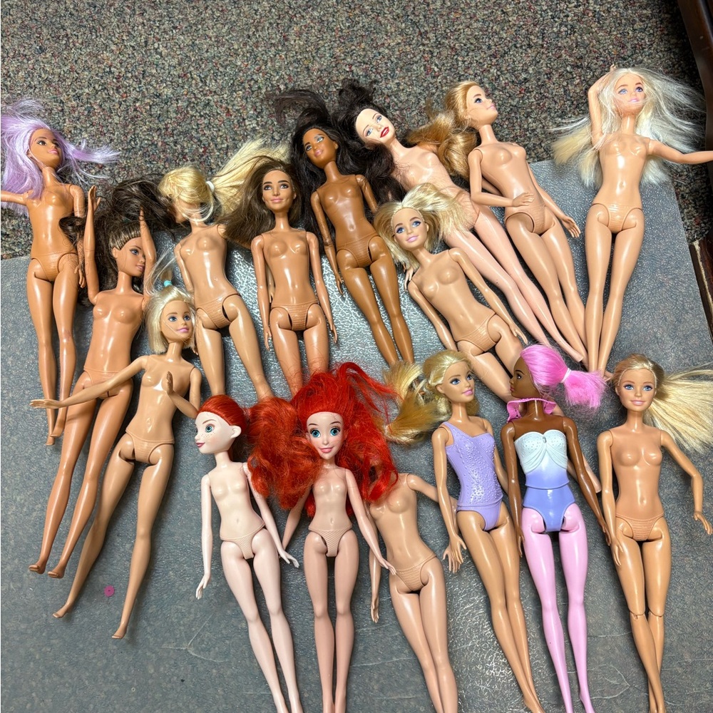 Mattel Barbie Dolls Lott with Blonde, Red, and Purple Hair